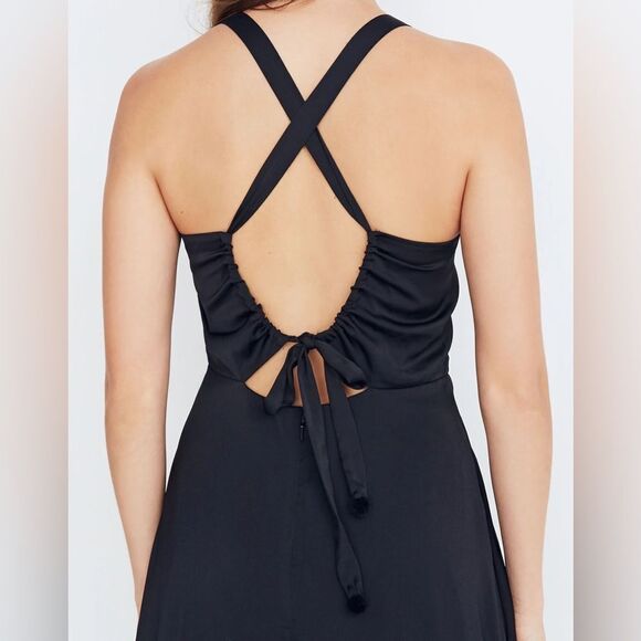 Madewell Elegant cross back Black midi Dress new with tags flowy - Picture 2 of 14